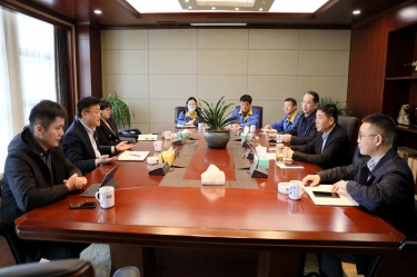 平湖市委常委、副市長戴振一行蒞臨景興紙業(yè)調(diào)研指導(dǎo)